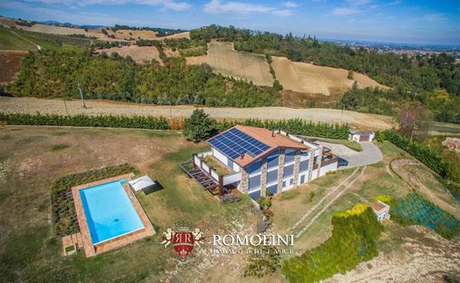 Villa in Felino, Emilia-Romagna, Italy 1