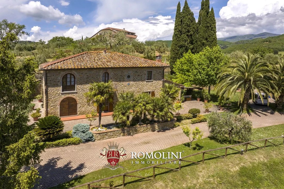 House in Center, Arezzo, Tuscany 2 - 16150838