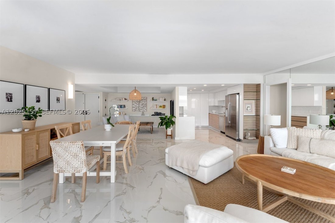 Condo in Miami, Florida, United States 2 - 18285161