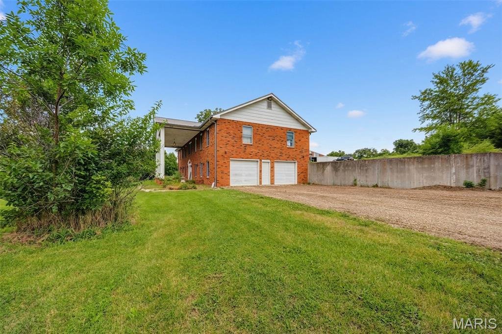 House in Elsberry, Missouri, United States 5 - 18280250