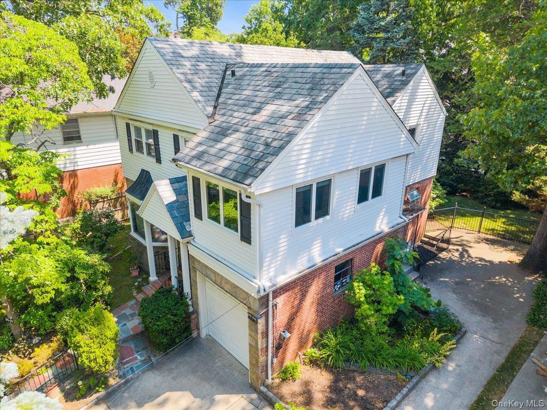House in New York, New York, United States 2 - 18295602