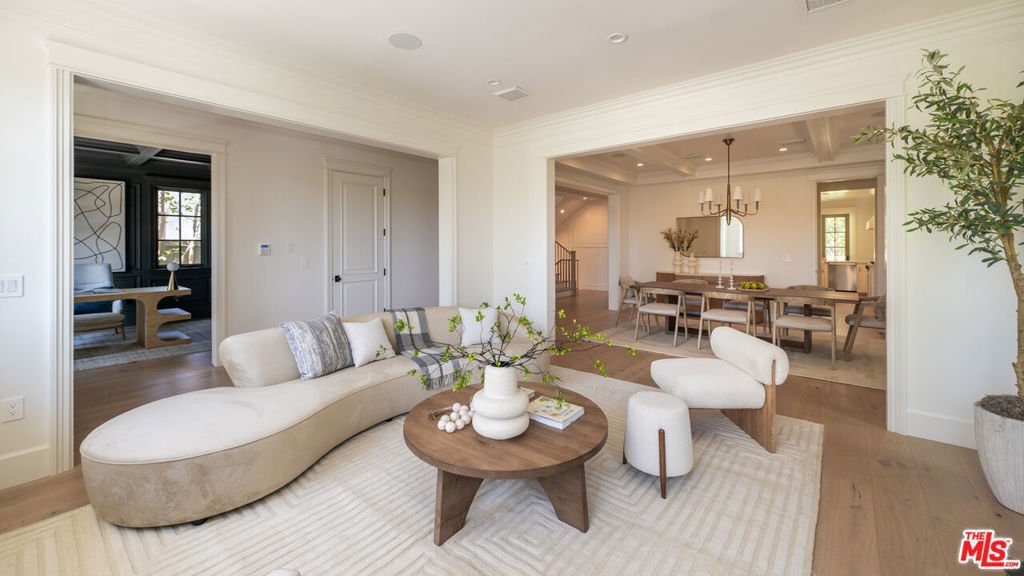 House in Los Angeles, California, United States 4 - 18284245