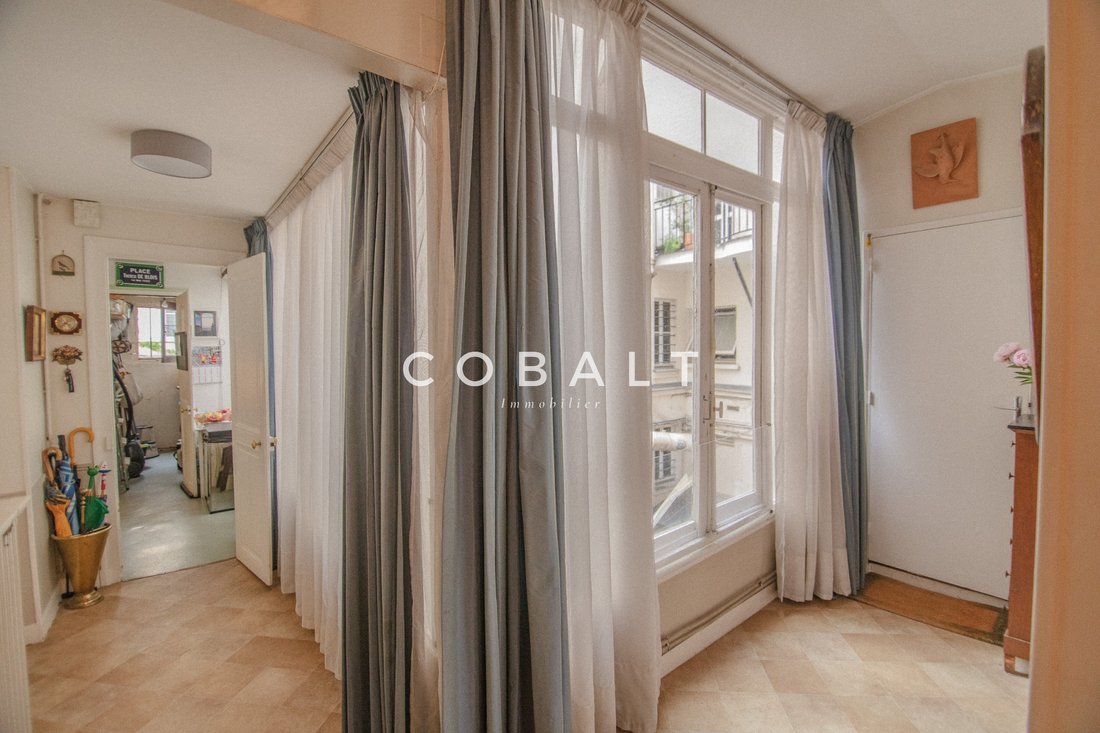 Apartment in Invalides, Paris 7e Arrondissement, Paris 3 - 18285197