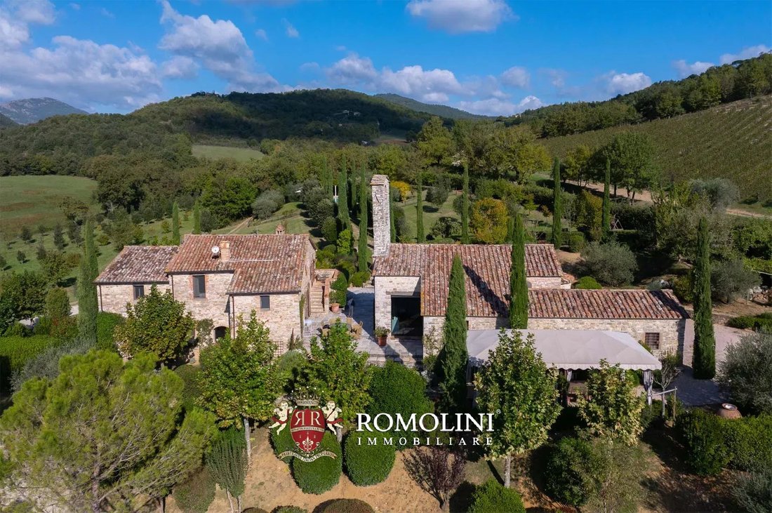 Villa in Umbertide, Umbria, Italy 5 - 16609612