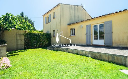Haus in Nevons-route d'Apt, L'Isle-sur-la-Sorgue, Frankreich 1