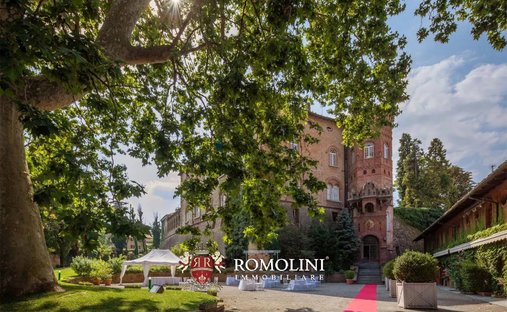 Castillo en Oviglio, Piamonte, Italia 1