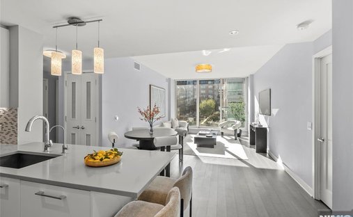 Condo in Weehawken, New Jersey, United States 1
