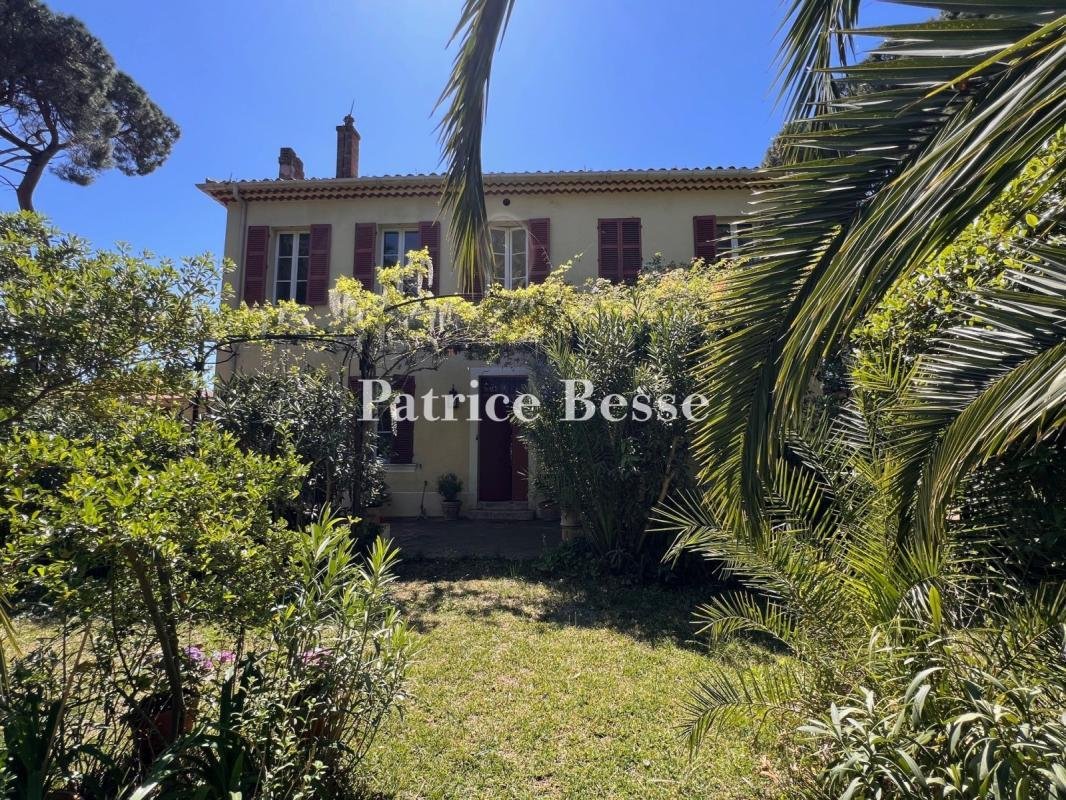 Villa in Sud, Le Pradet, France 2 - 18285086