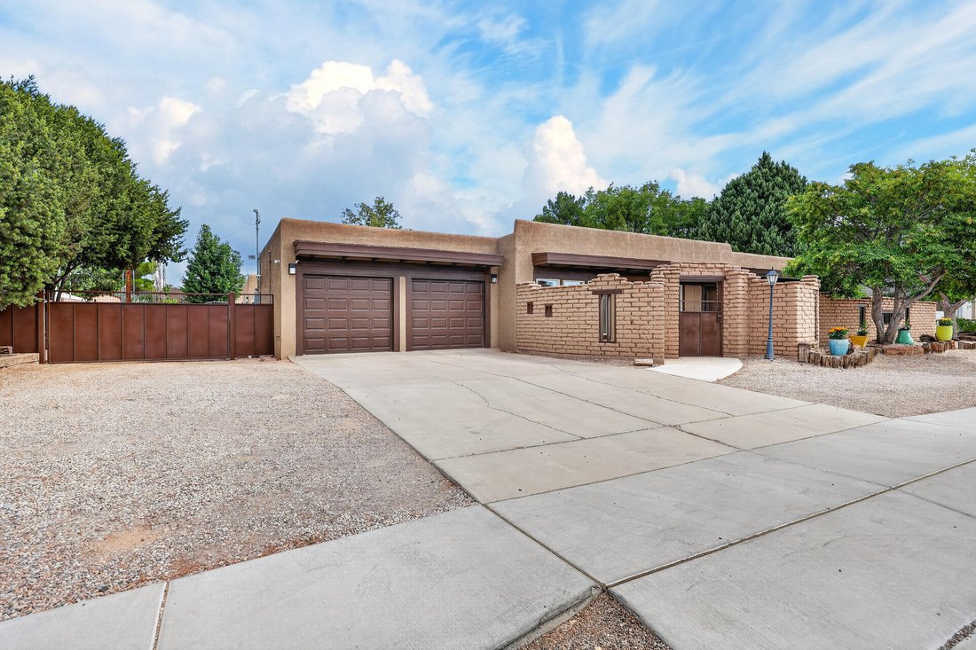 House in Albuquerque, New Mexico, United States 1 - 18288179