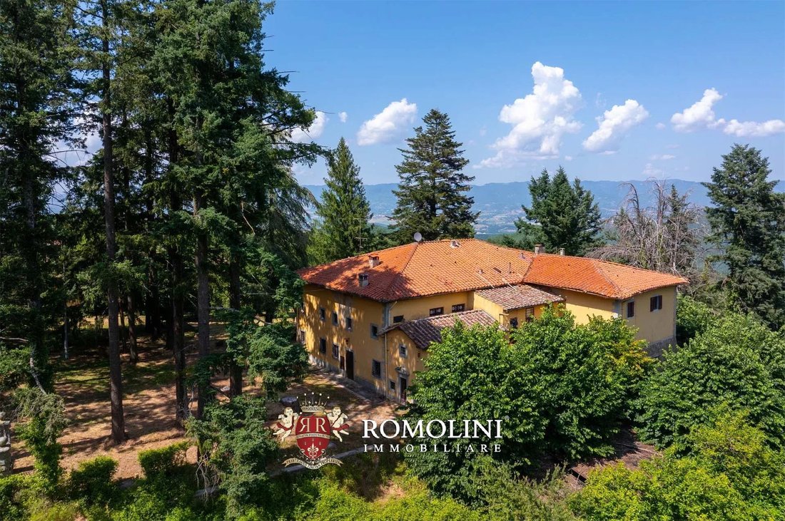 Estate in Borgo San Lorenzo, Tuscany, Italy 4 - 15665916