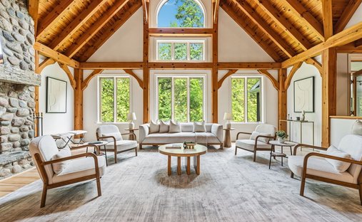House in Kawartha Lakes, Ontario, Canada 1