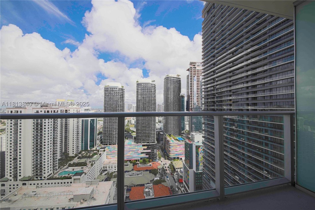 Condo in Miami, Florida, United States 4 - 15727375