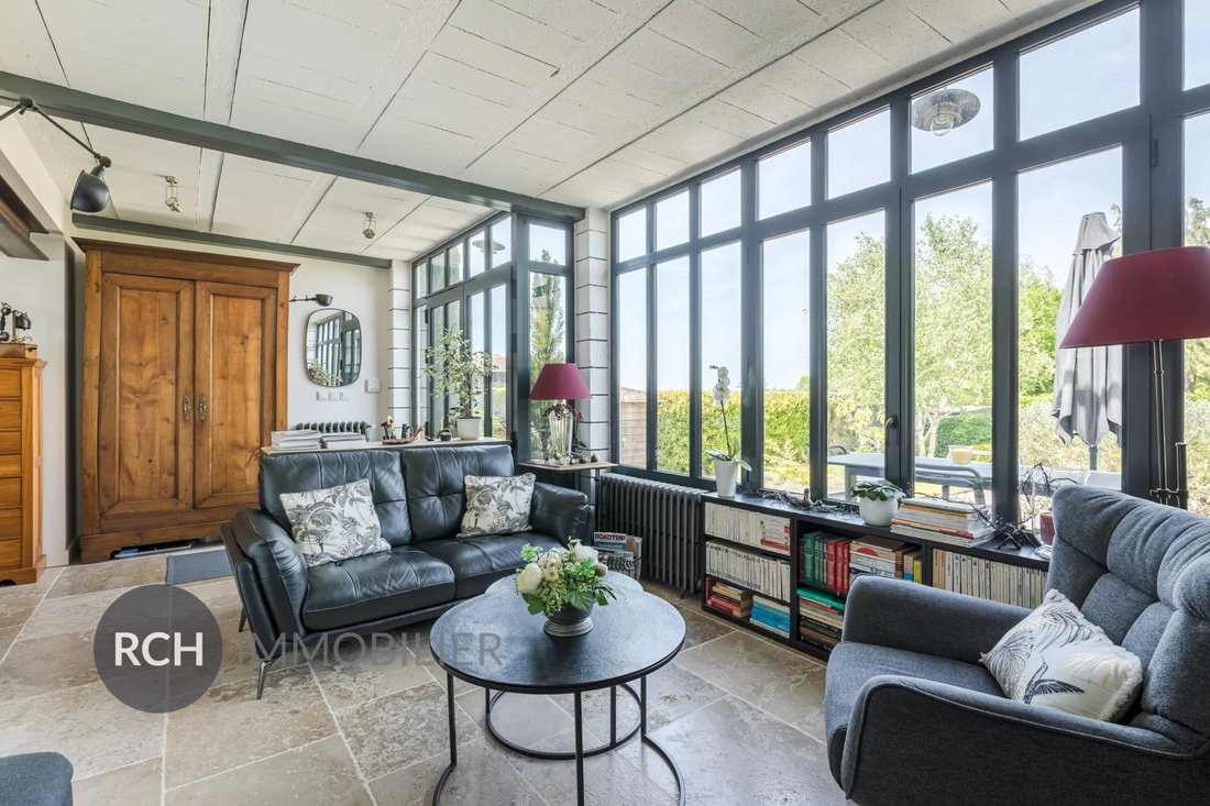 House in Montfort-l'Amaury, Ile-de-France, France 5 - 18291142