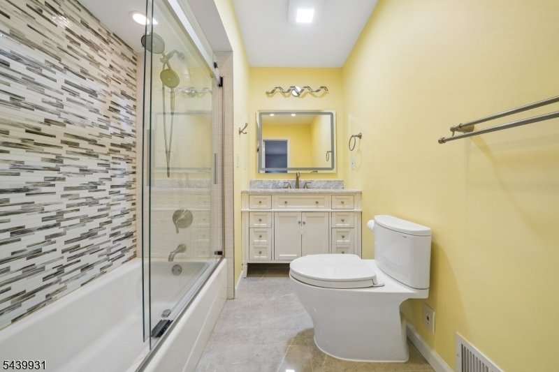 House in Scotch Plains, New Jersey, United States 3 - 18288872