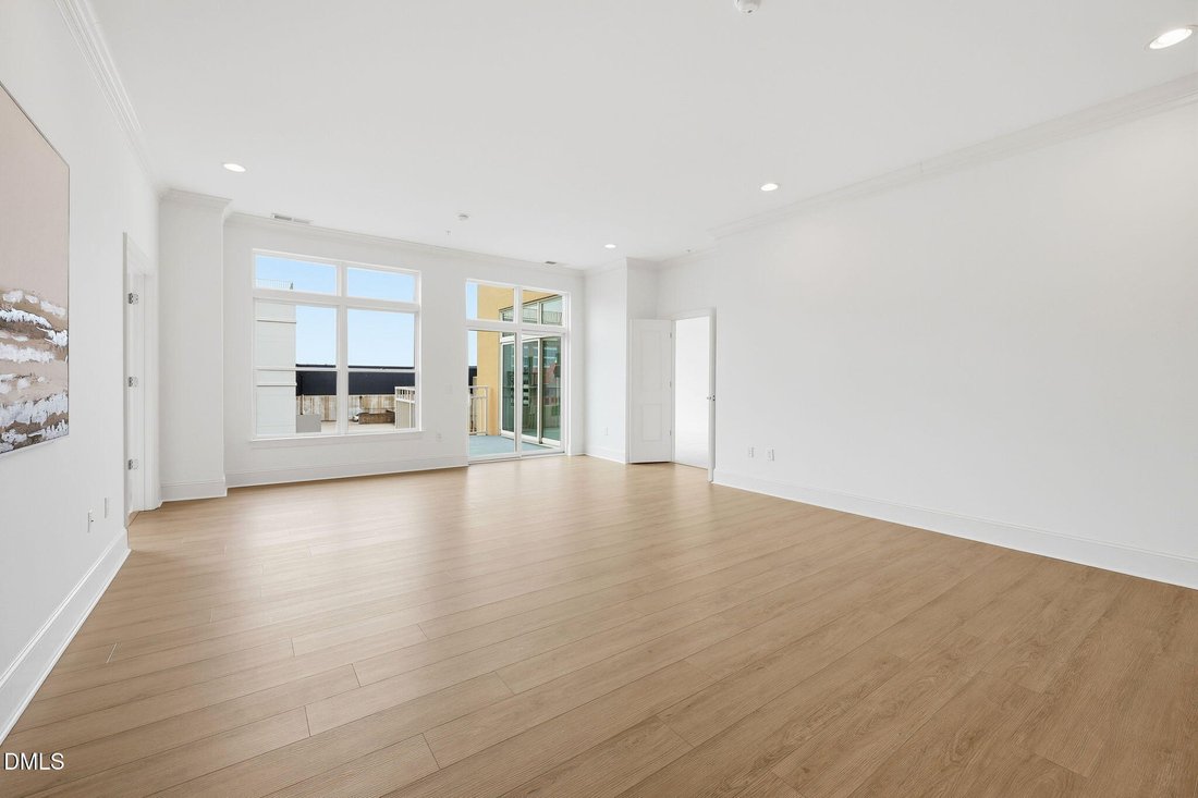 Condo in Raleigh, North Carolina, United States 4 - 18285066