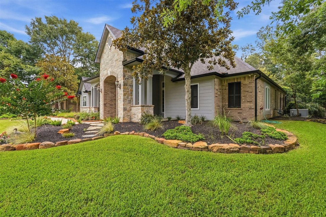 House in Conroe, Texas, United States 5 - 18284947