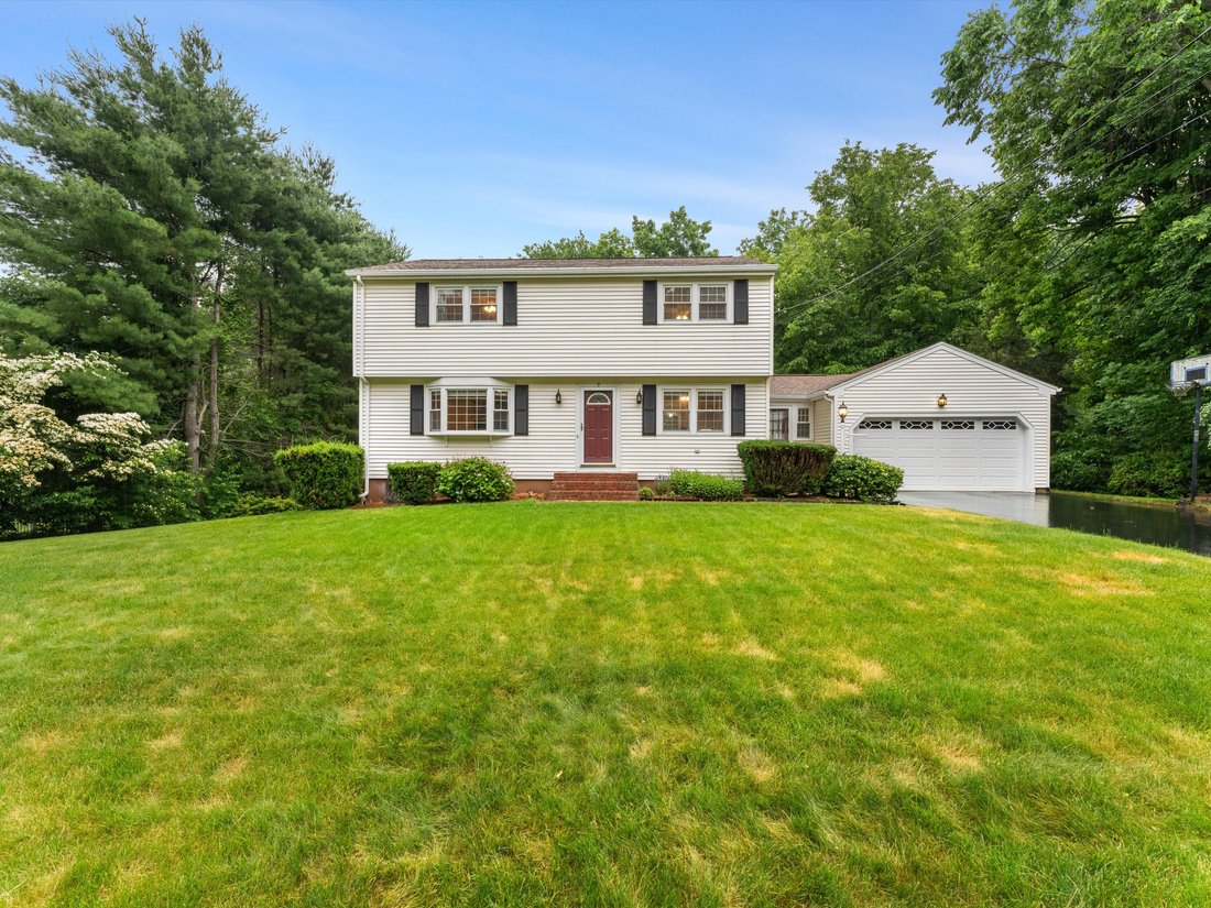 House in Westborough, Massachusetts, United States 1 - 18279774
