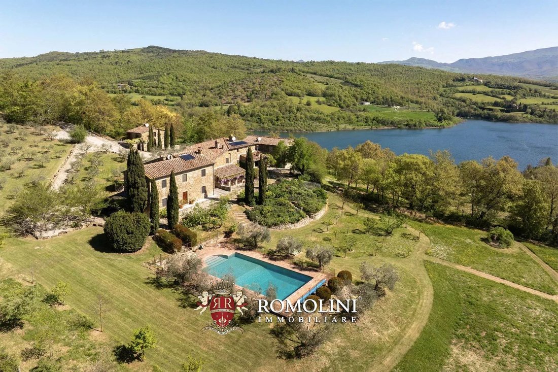 House in Anghiari, Tuscany, Italy 2 - 17852908