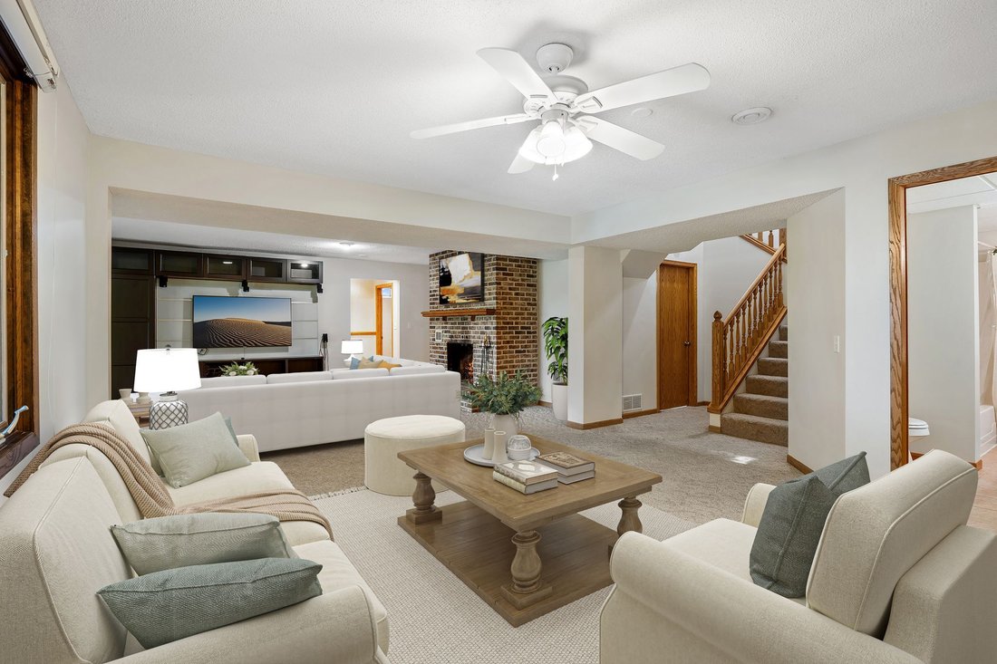 House in Burnsville, Minnesota, United States 5 - 18282754