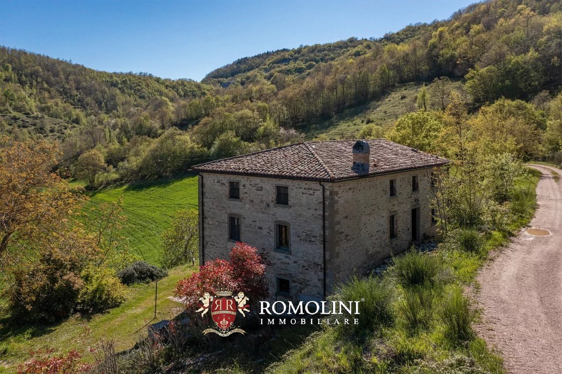 House in Pietralunga, Umbria, Italy 5 - 17918288