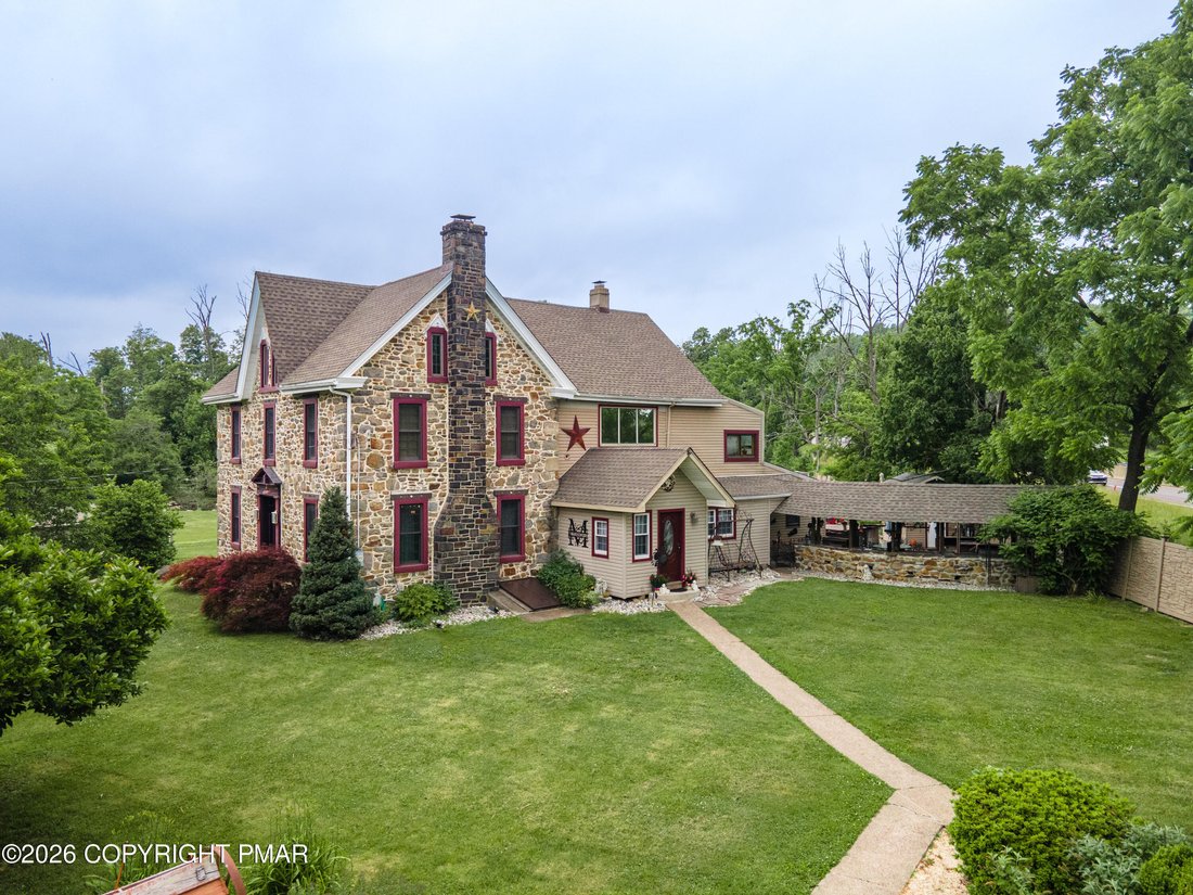 House in Quakertown, Pennsylvania, United States 1 - 18281472