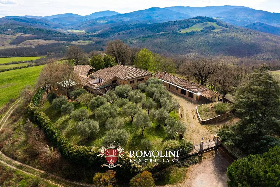Estate in Radicondoli, Tuscany, Italy 1 - 17813974