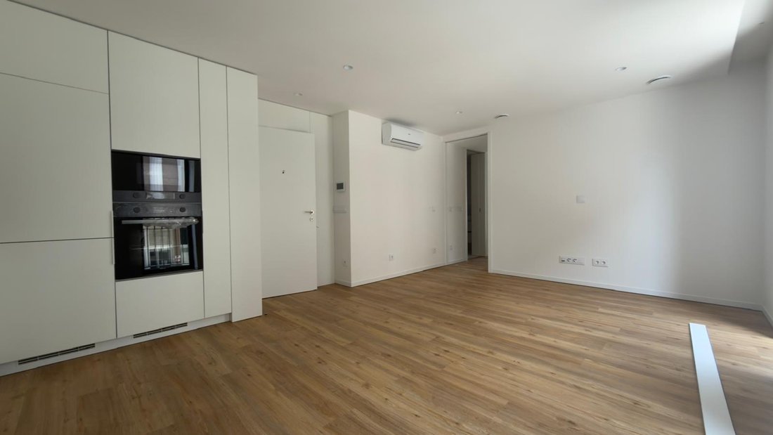 Apartment in Gloria e Vera Cruz, Aveiro District, Portugal 3 - 15298395
