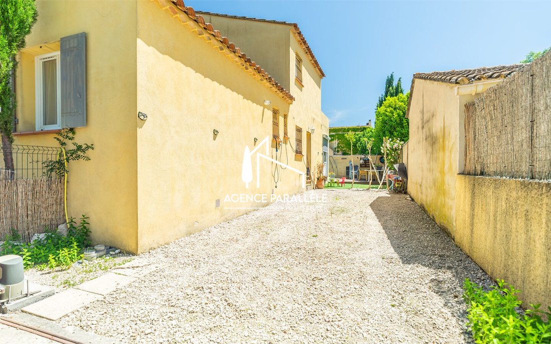 House in Nevons-route d'Apt, L'Isle-sur-la-Sorgue, France 2 - 18296304