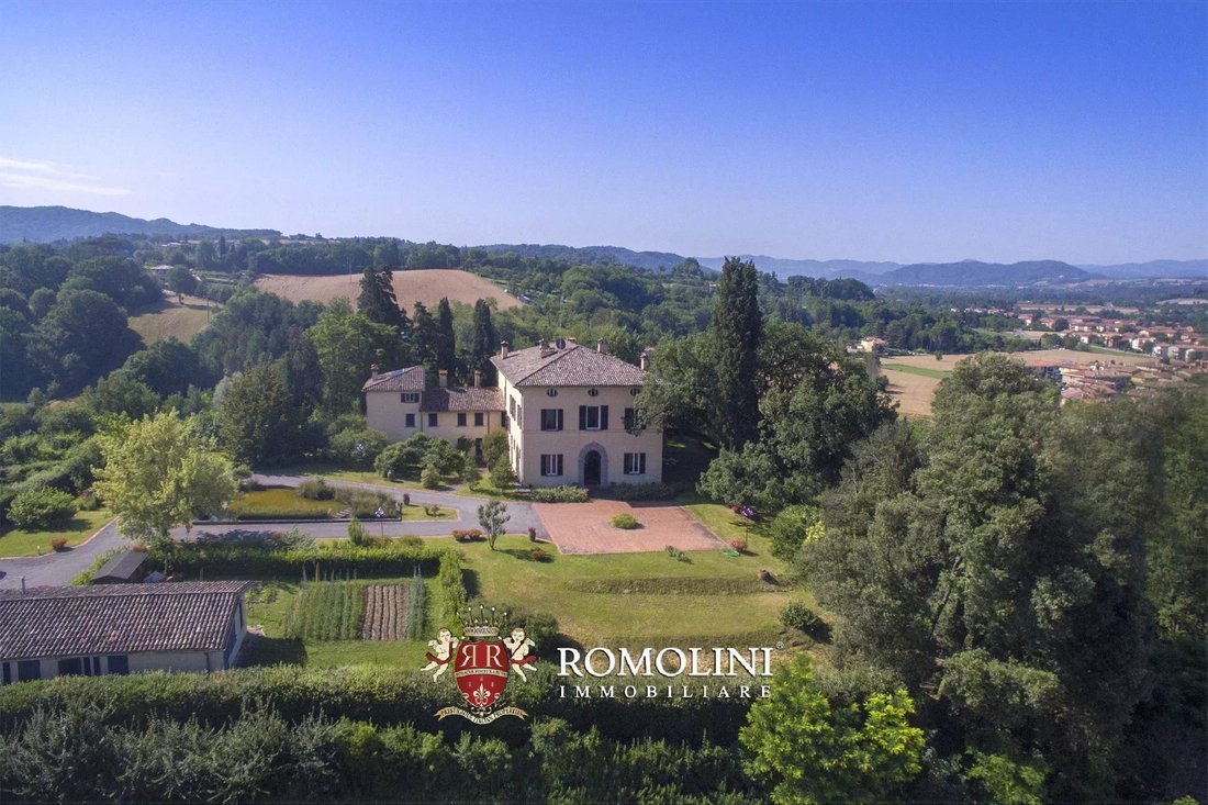 Villa in Città di Castello, Umbria, Italy 1 - 16529418