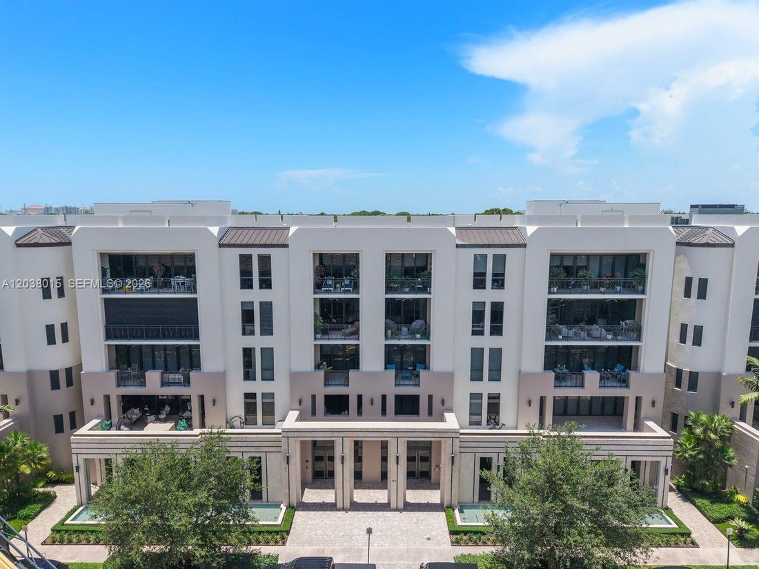 Condo in Coral Gables, Florida, United States 1 - 18296011