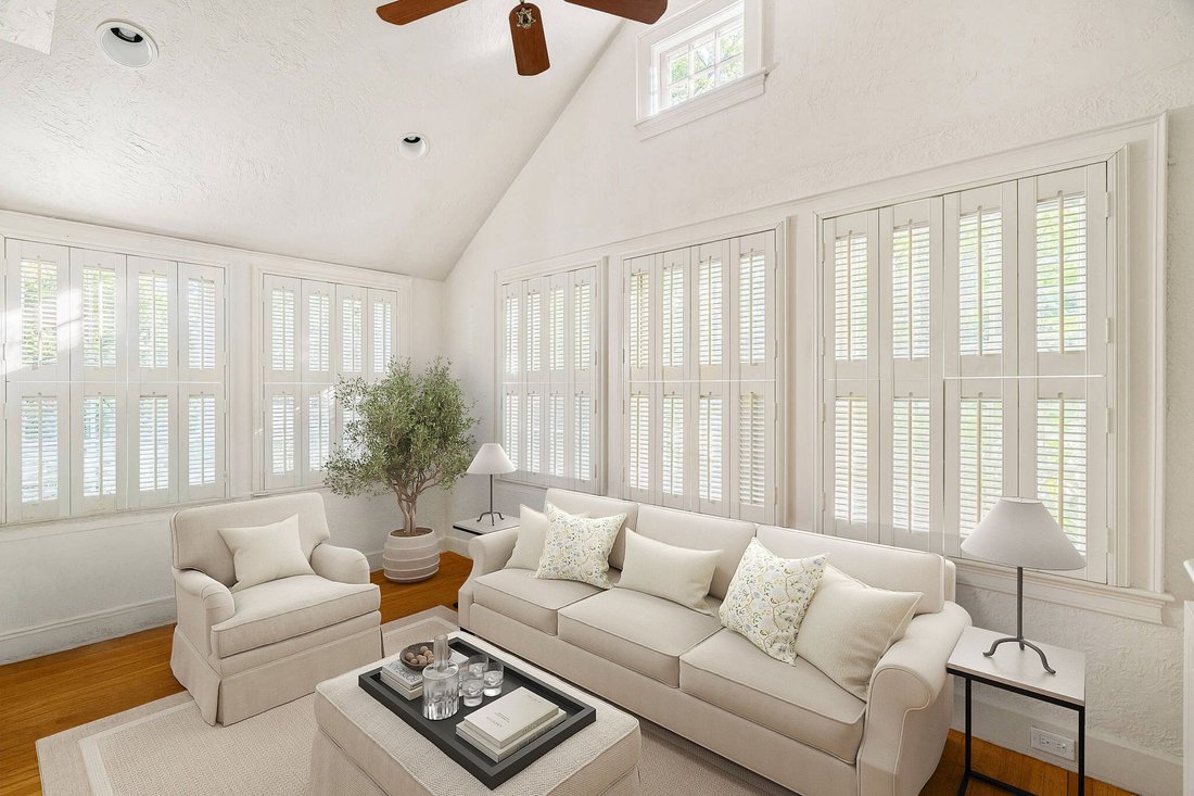House in Dedham, Massachusetts, United States 5 - 18283175