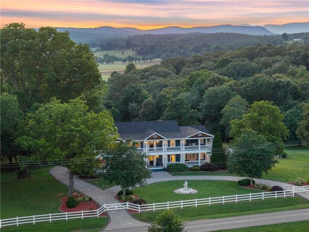 House in Clarkesville, Georgia, United States 1 - 18285585