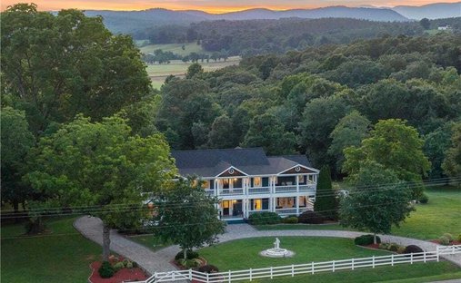 House in Clarkesville, Georgia, United States 1