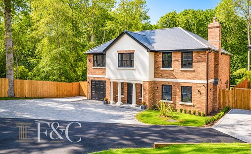 House in Goff's Oak, Waltham Cross, England 1