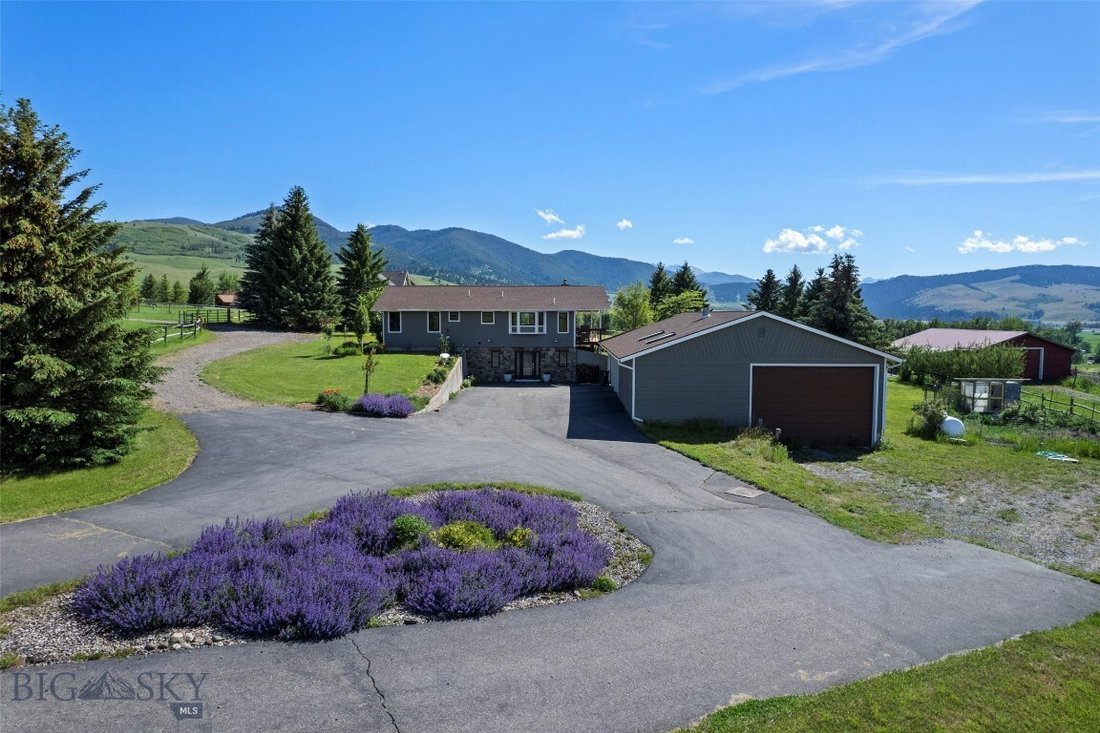 House in Gallatin Gateway, Montana, United States 1 - 17460119