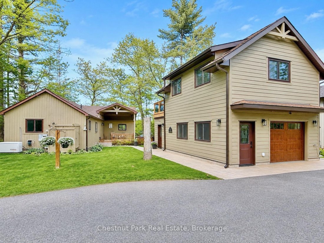 House in Gravenhurst, Ontario, Canada 2 - 18099172