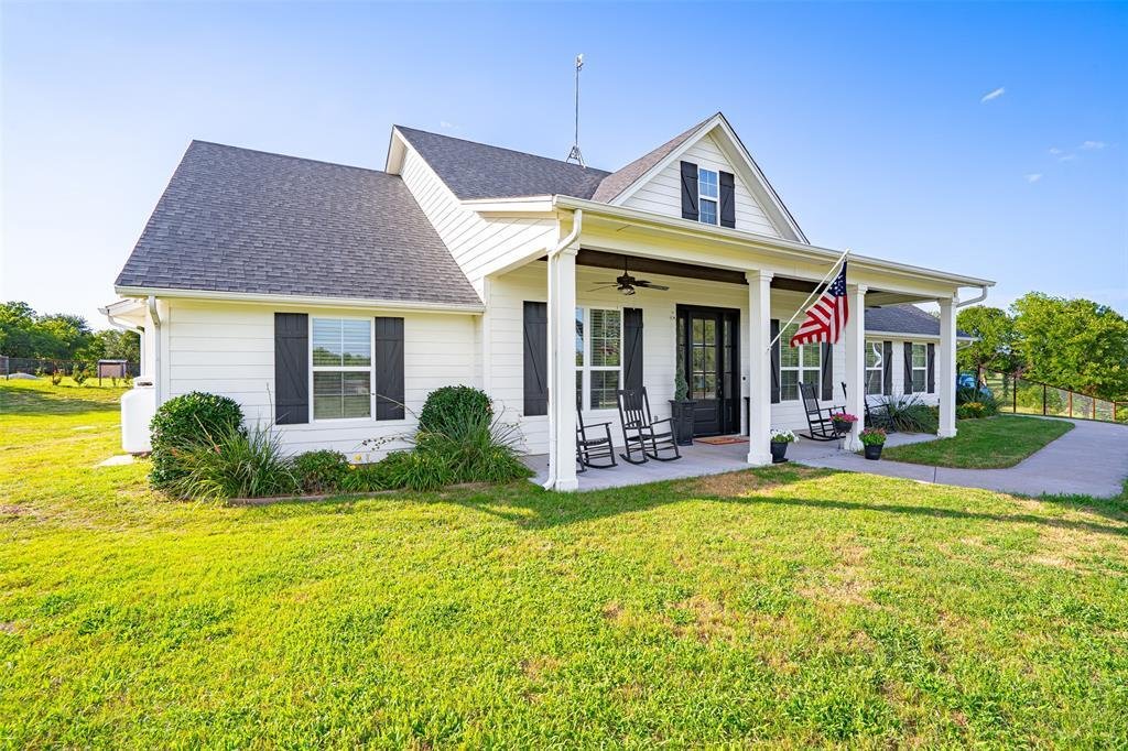 House in Granbury, Texas, United States 2 - 18296051