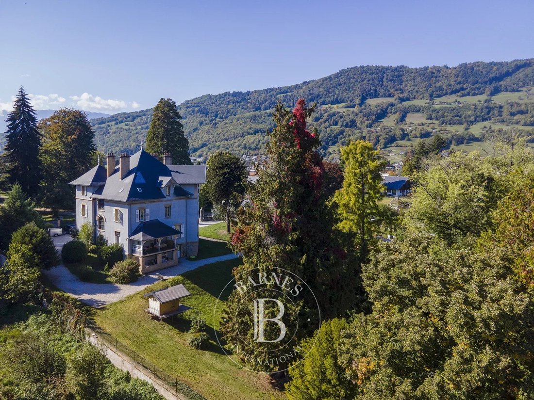 House in La Rochette, Valgelon-La Rochette, France 1 - 12279603