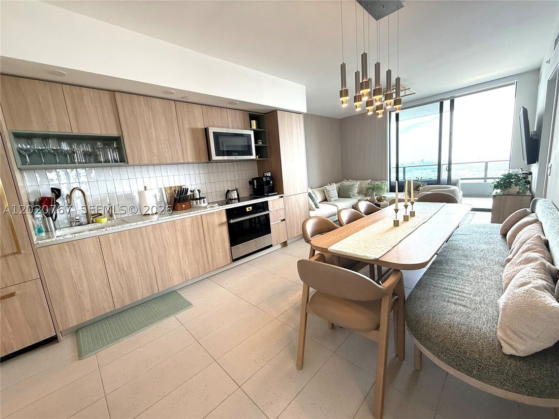 Condo in Miami, Florida, United States 3 - 17975067