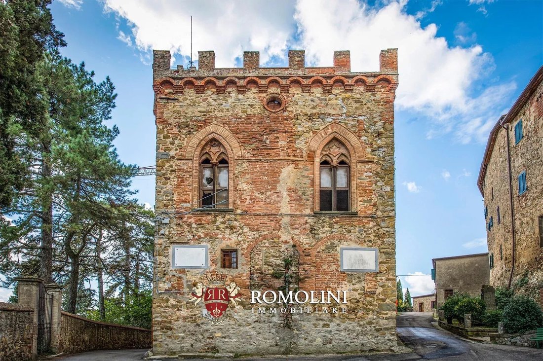 Castle in Bucine, Tuscany, Italy 4 - 15663536