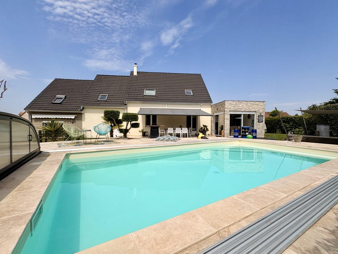 House in Ouest, Checy, France 1 - 18293213