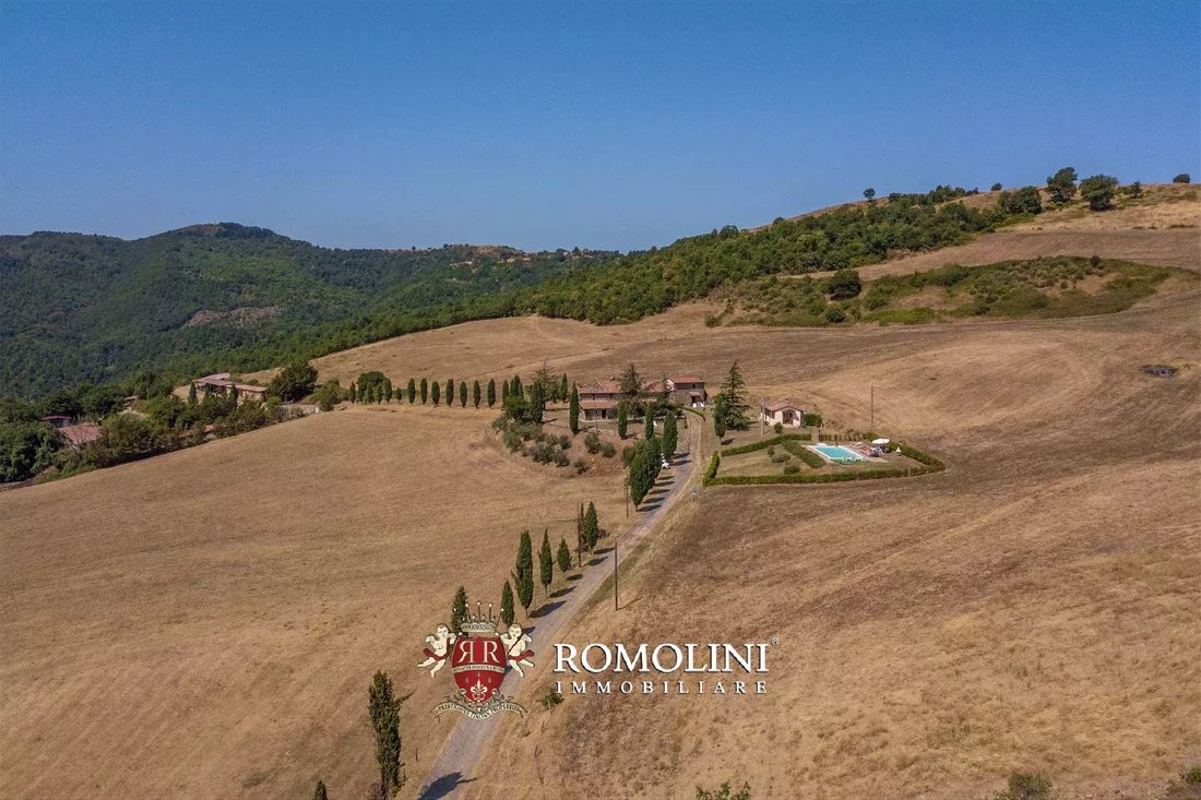 Estate in Anghiari, Tuscany, Italy 1 - 15665009