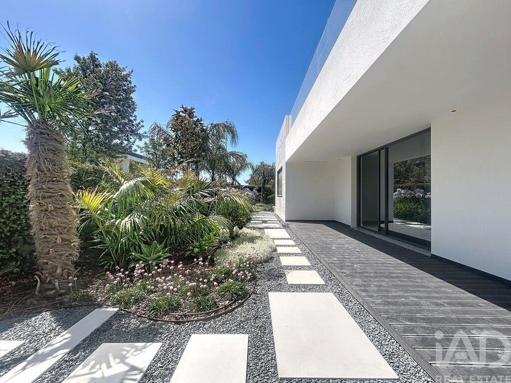 Townhouse in Alcabideche, Lisbon, Portugal 2 - 17309384