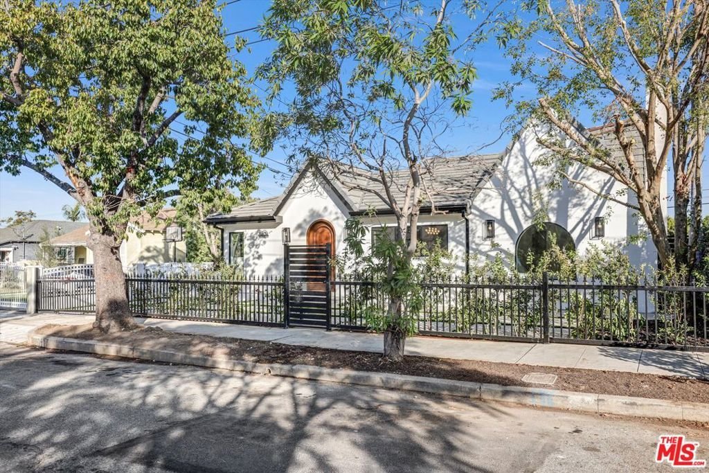House in Los Angeles, California, United States 5 - 18284242