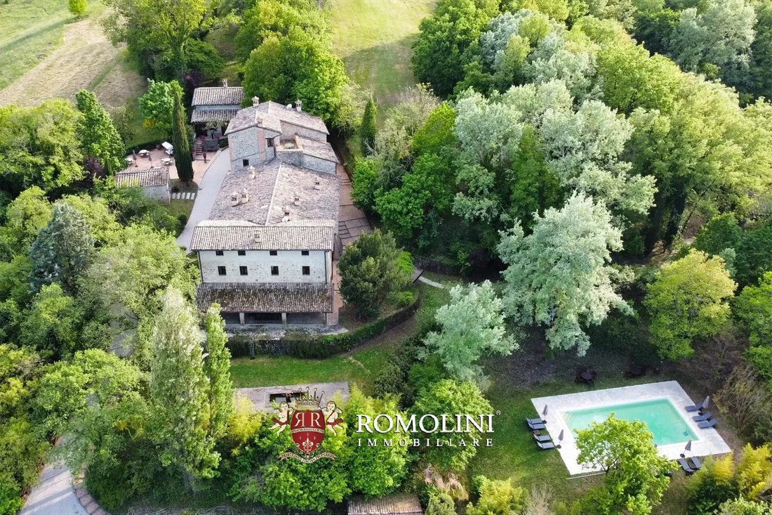 Estate in Umbertide, Umbria, Italy 5 - 16964571