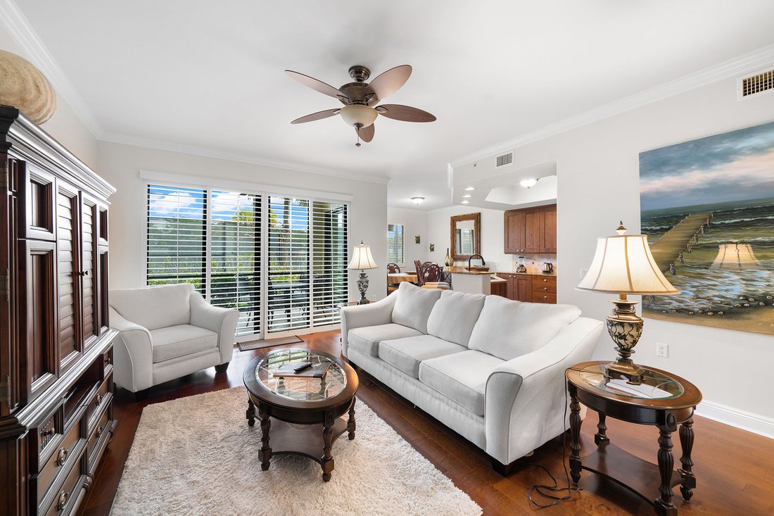 Condo in Naples, Florida, United States 2 - 16776359