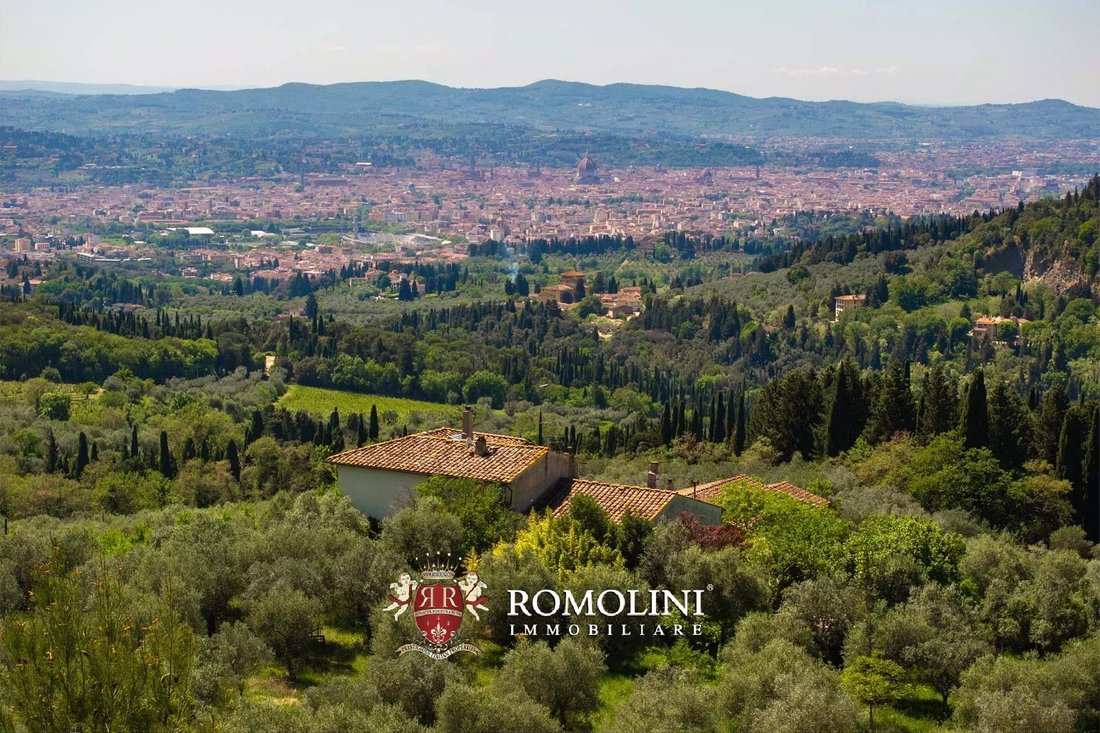 Maison à Fiesole, Toscane, Italie 1 - 18083044