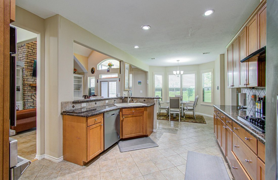 House in Rosharon, Texas, United States 3 - 18290742