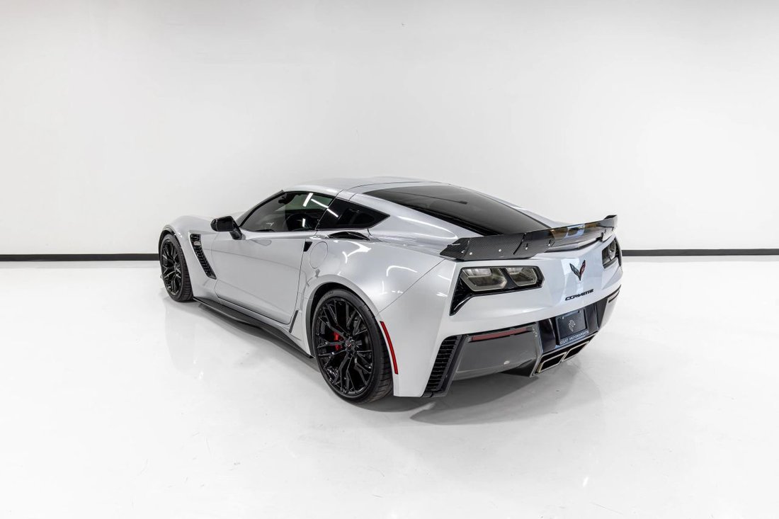 Coupe in Tempe, AZ, United States 5 - 18289848
