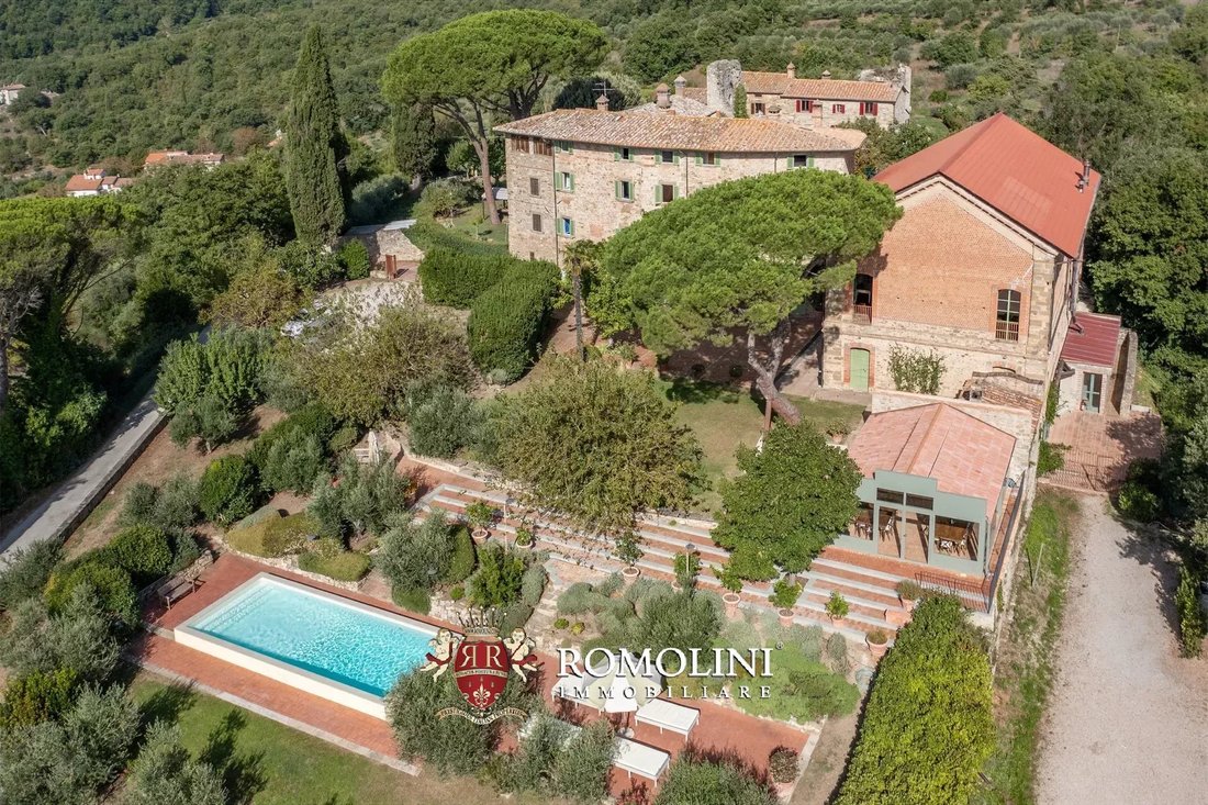 Villa in Center, Cortona, Tuscany 2 - 16474548